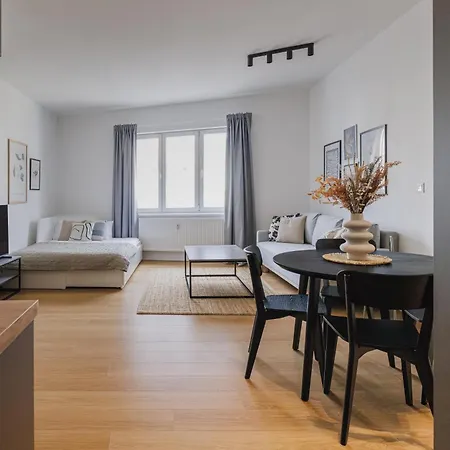 Aparthotel Vysoka 4*